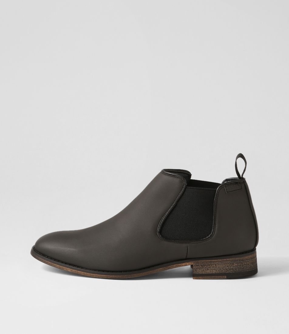 Qita Black Nubuck Chelsea Boots