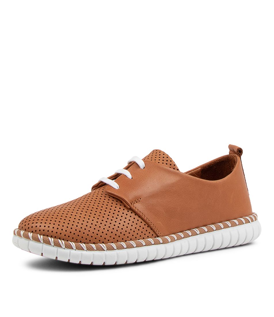 Sincere Tan Leather Sneakers