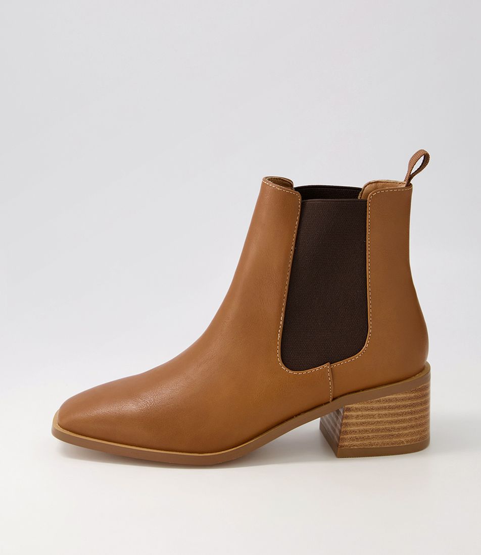 Vaneza Tan Ankle Boots