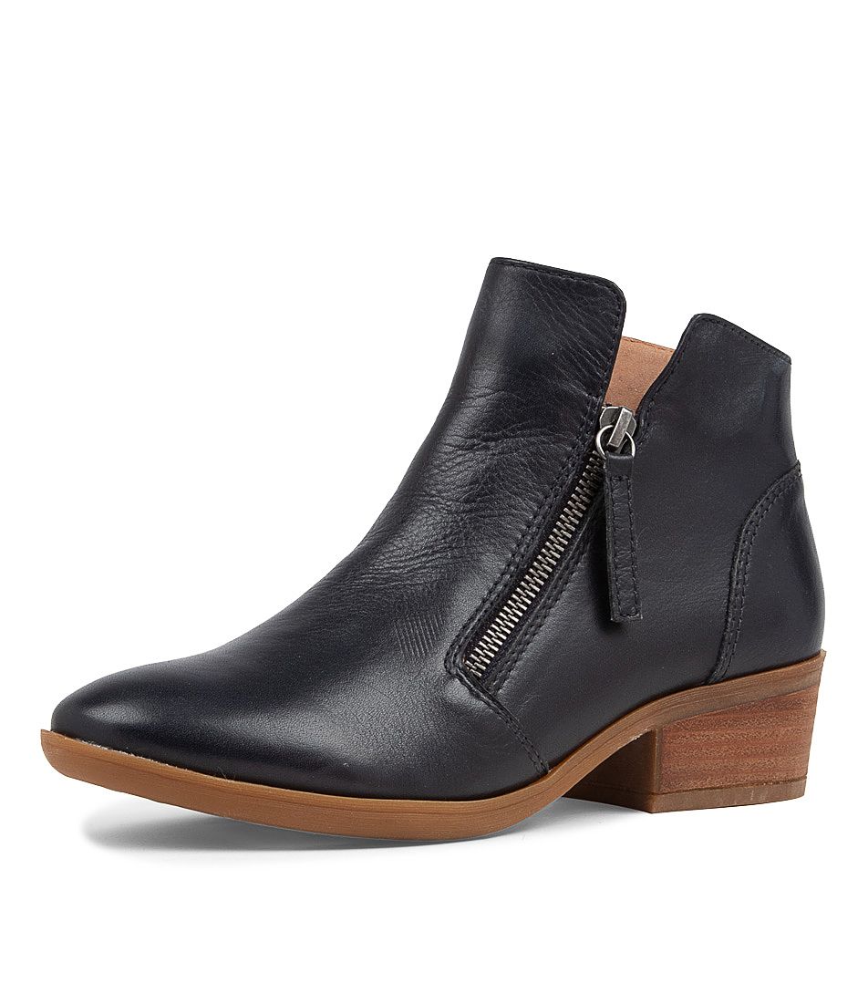 Zalen Navy Leather Ankle Boots
