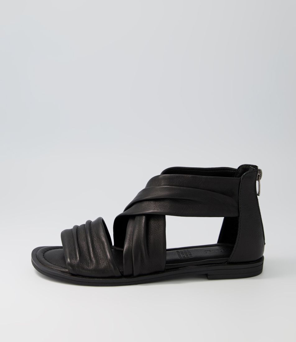 Dive Black Leather Sandals