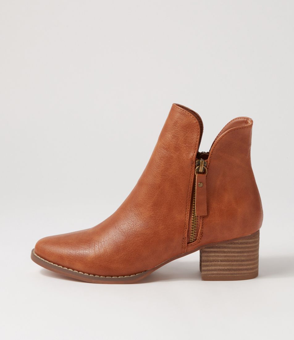 Lomardo Tan Ankle Boots