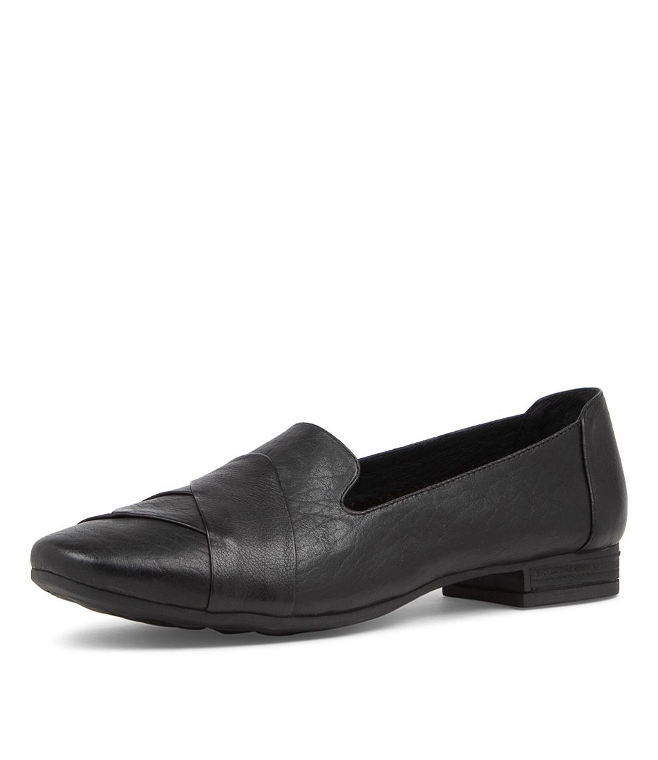 TILONY BLACK LEATHER LOAFERS