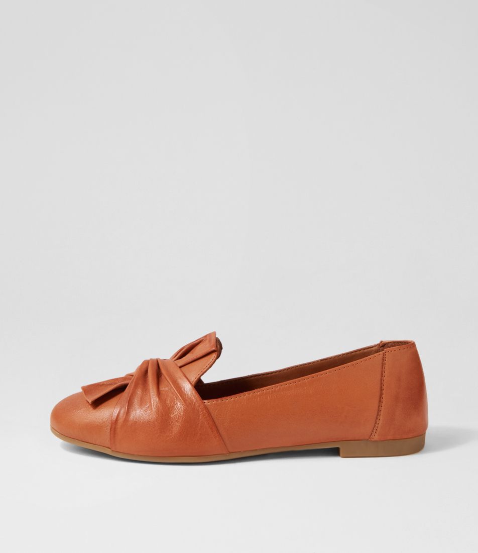 Stella Tan Leather Flat Shoes