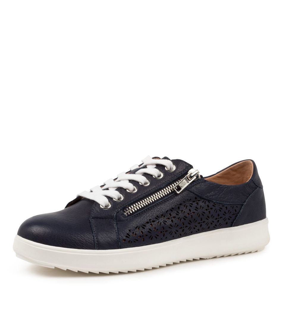 ZARINA NAVY-WHITE SOLE