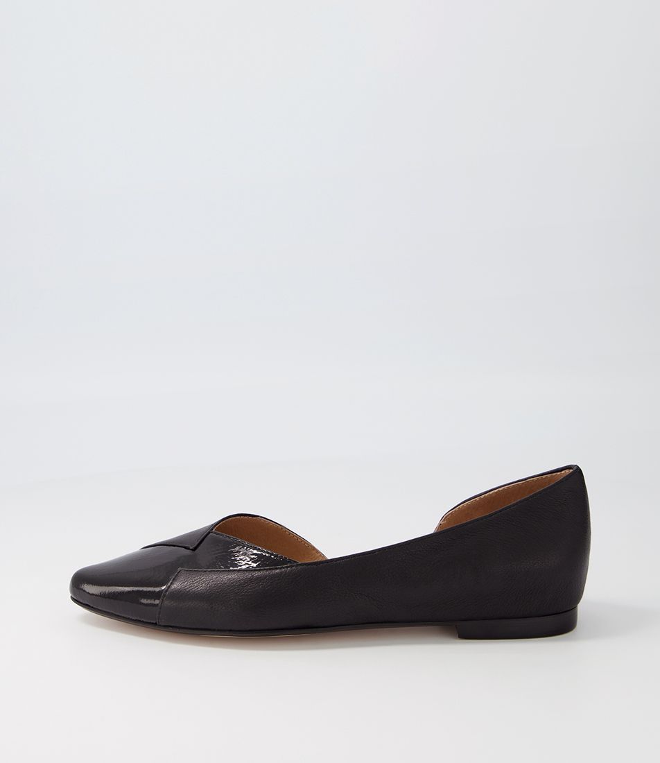 Sara Black Patent Leather Flat Shoes