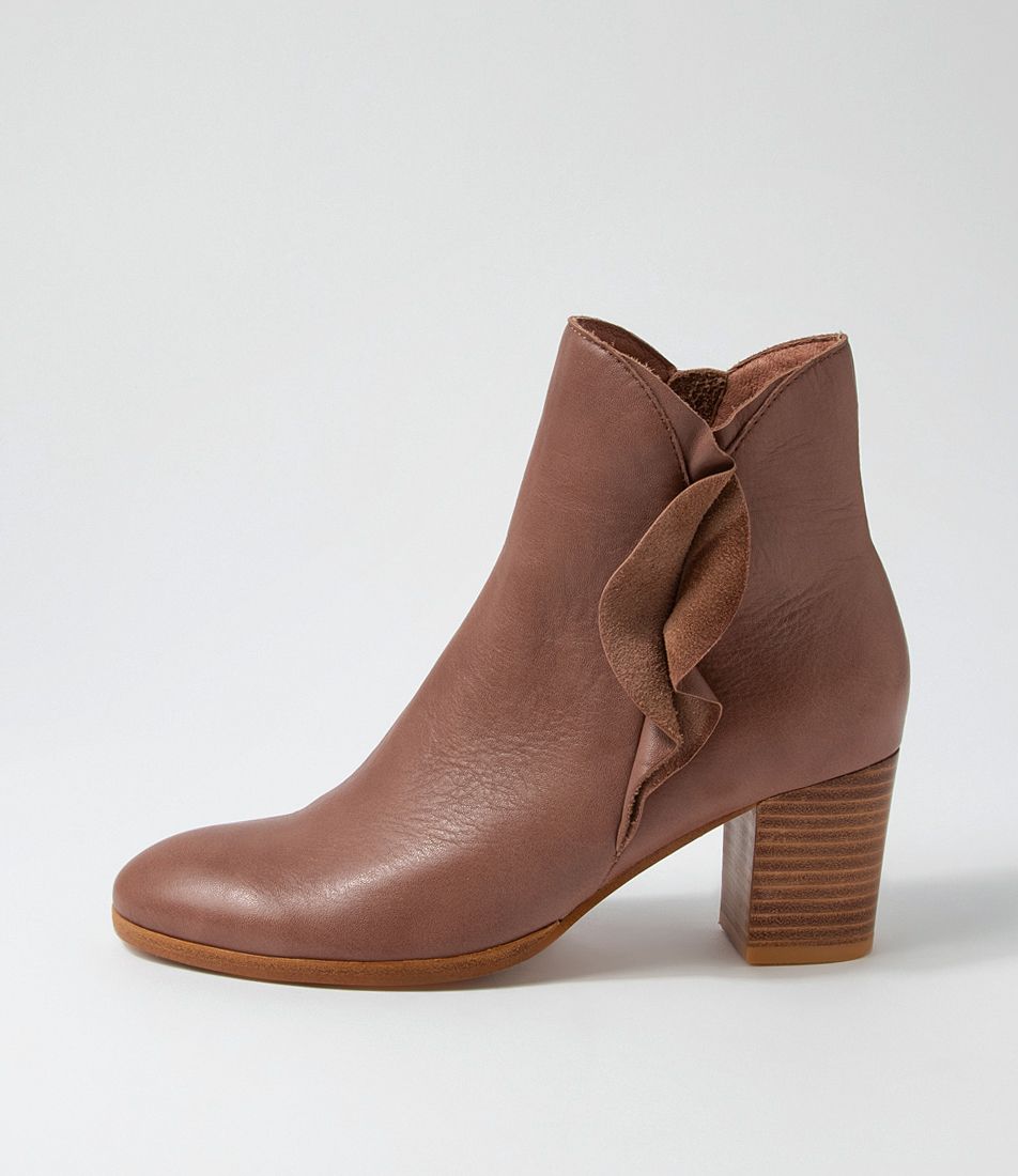 Darce Rosewood Natural Heel Leather Ankle Boots