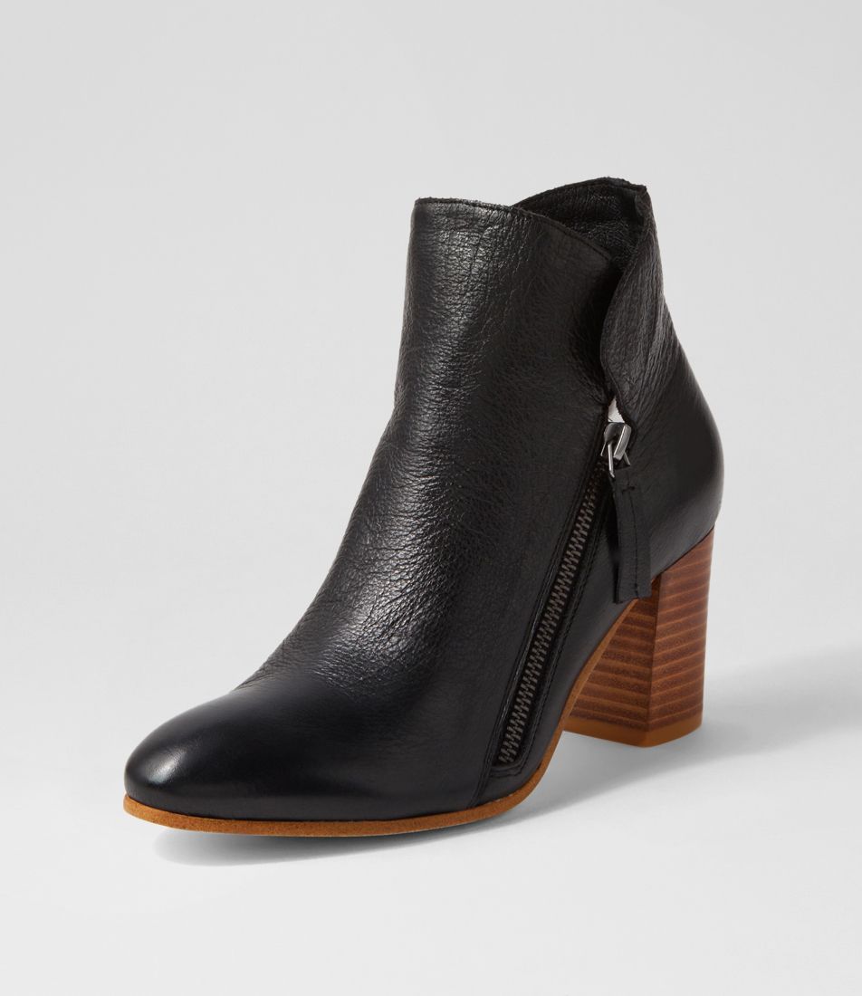 Uriah Black Natural Heel Leather Ankle Boots