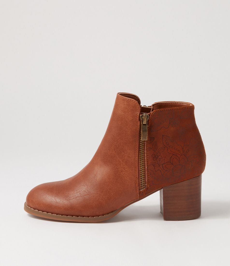 Justean Dark Tan Ankle Boots