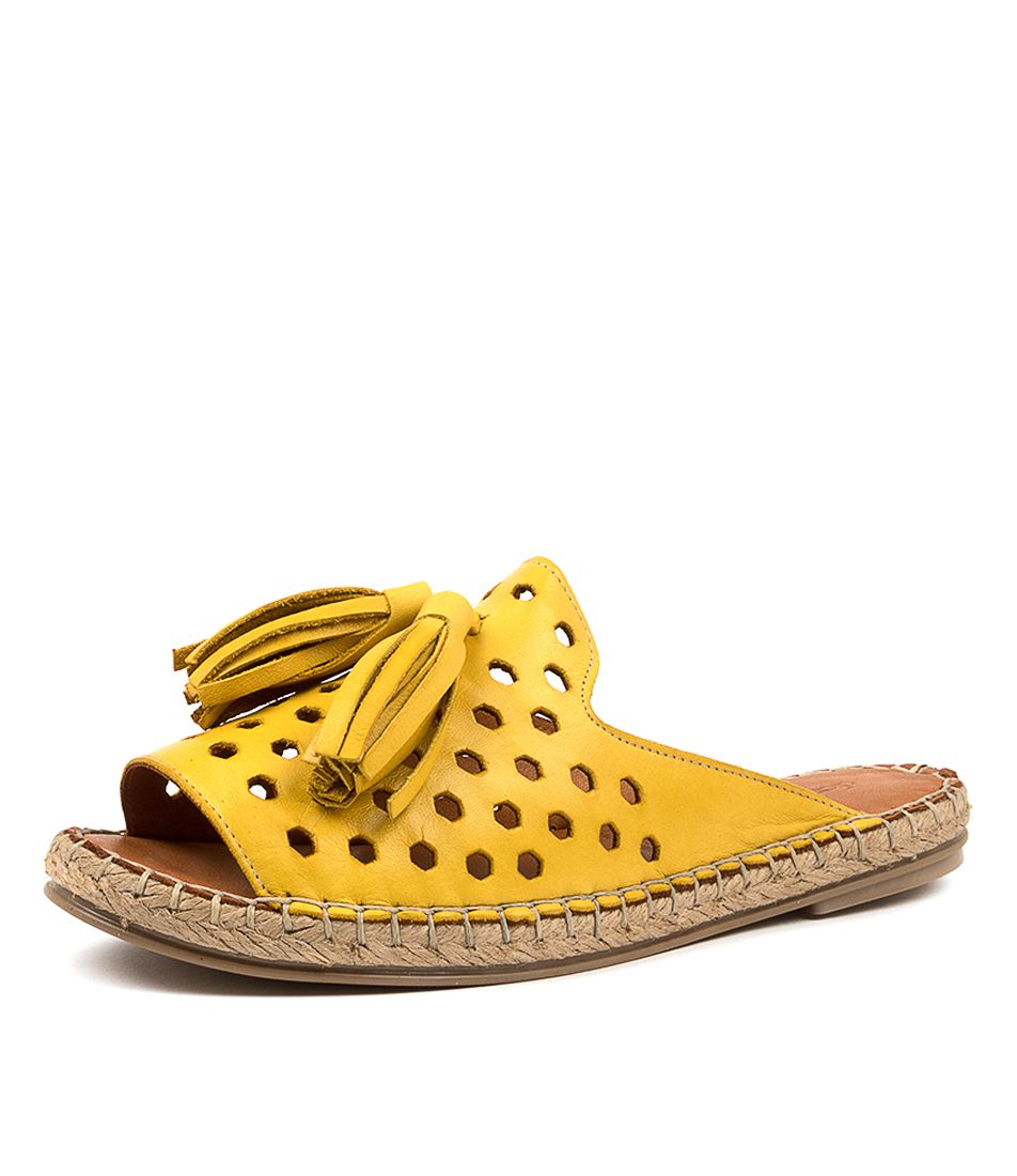 PAMIL YELLOW LEATHER