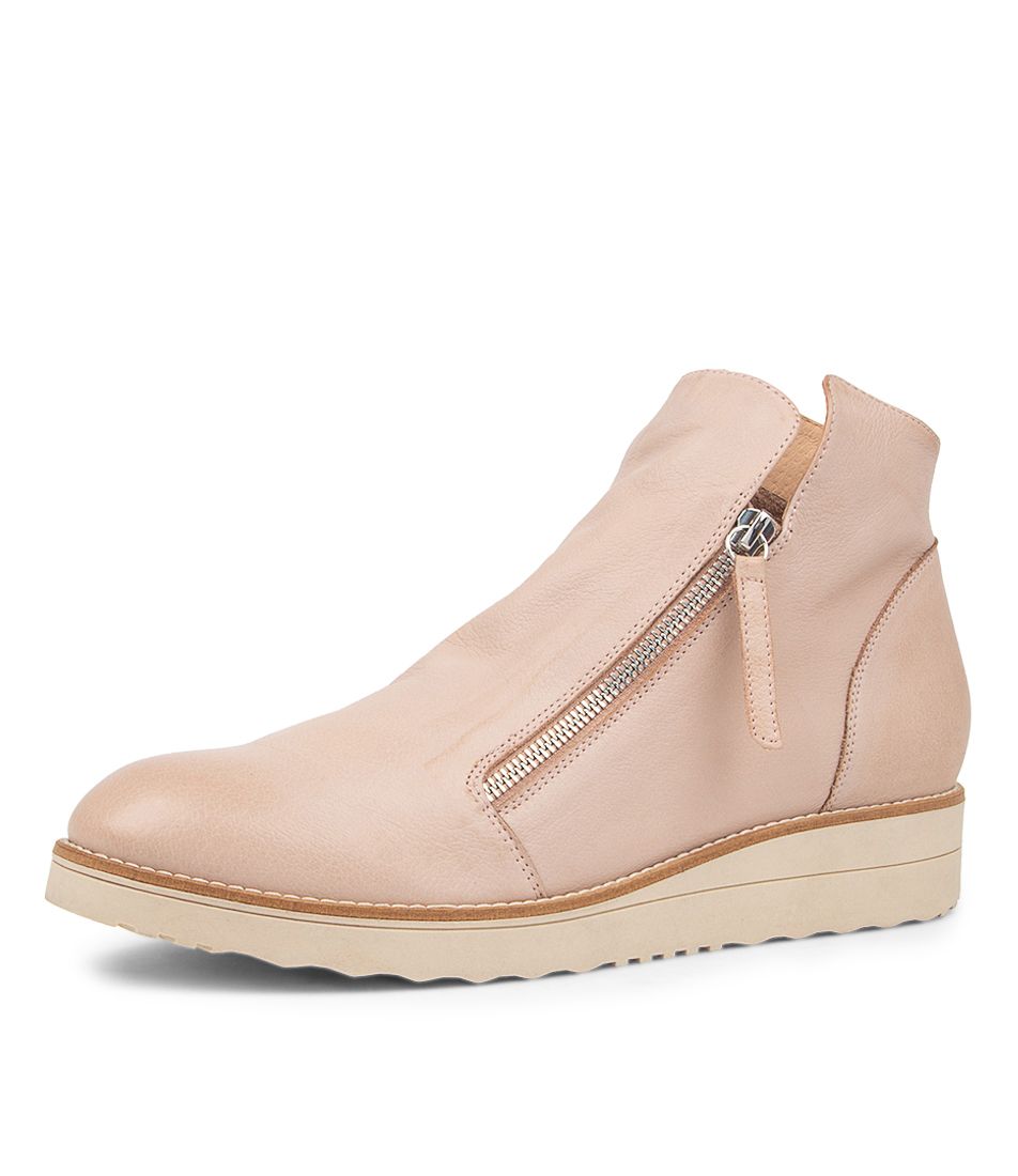 OHMY CAF茅 LEATHER ANKLE BOOTS