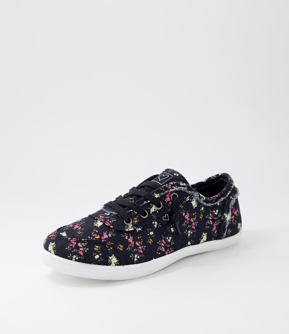Mynka Black Floral Canvas Sneakers