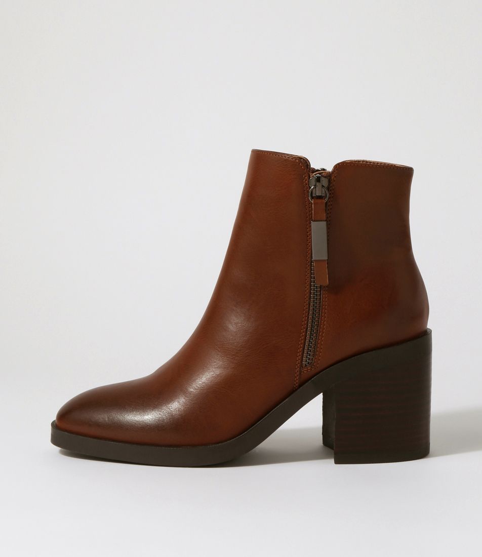 Bassko Cognac Ankle Boots