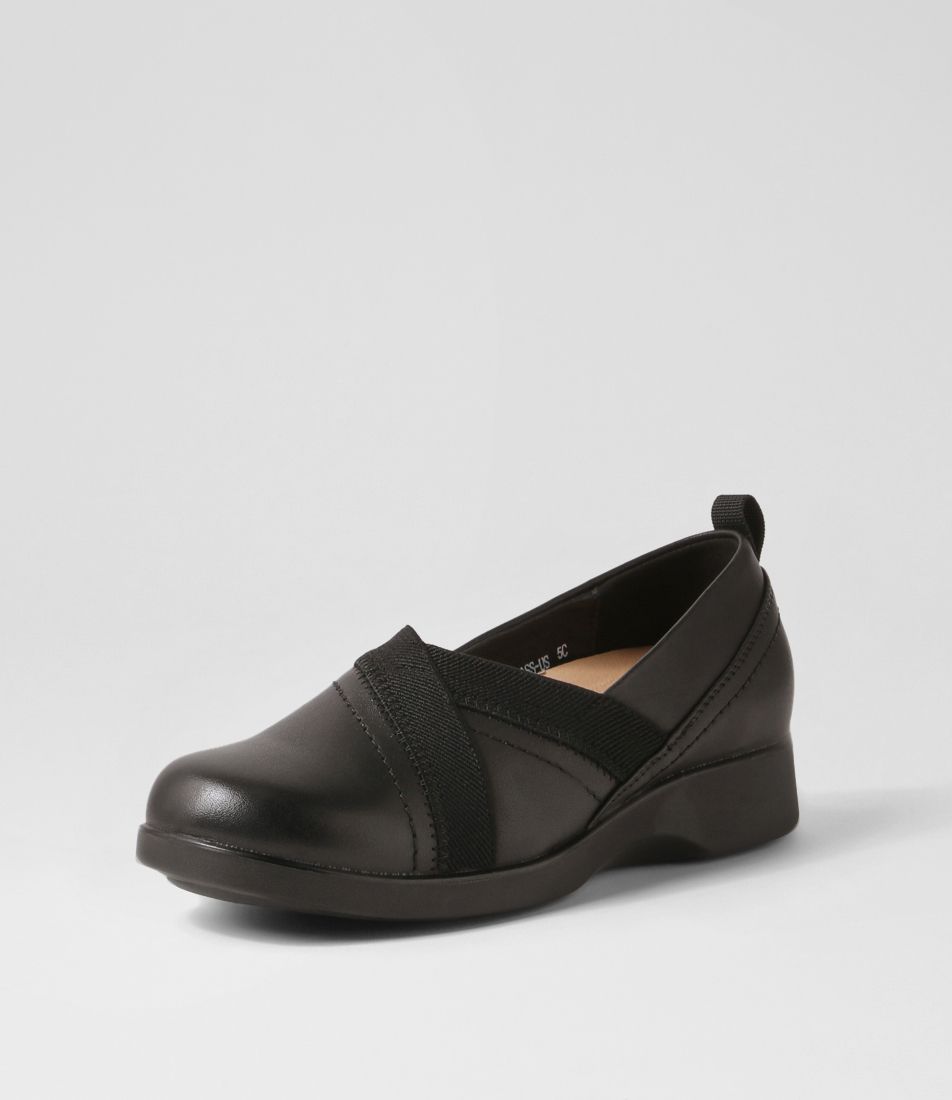 Nass Black Leather Flat Shoes