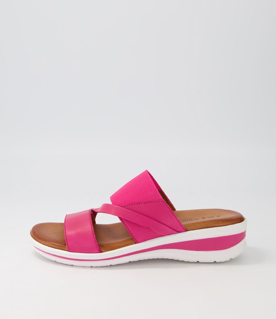Teelina Fuchsia Leather Elastic Sandals