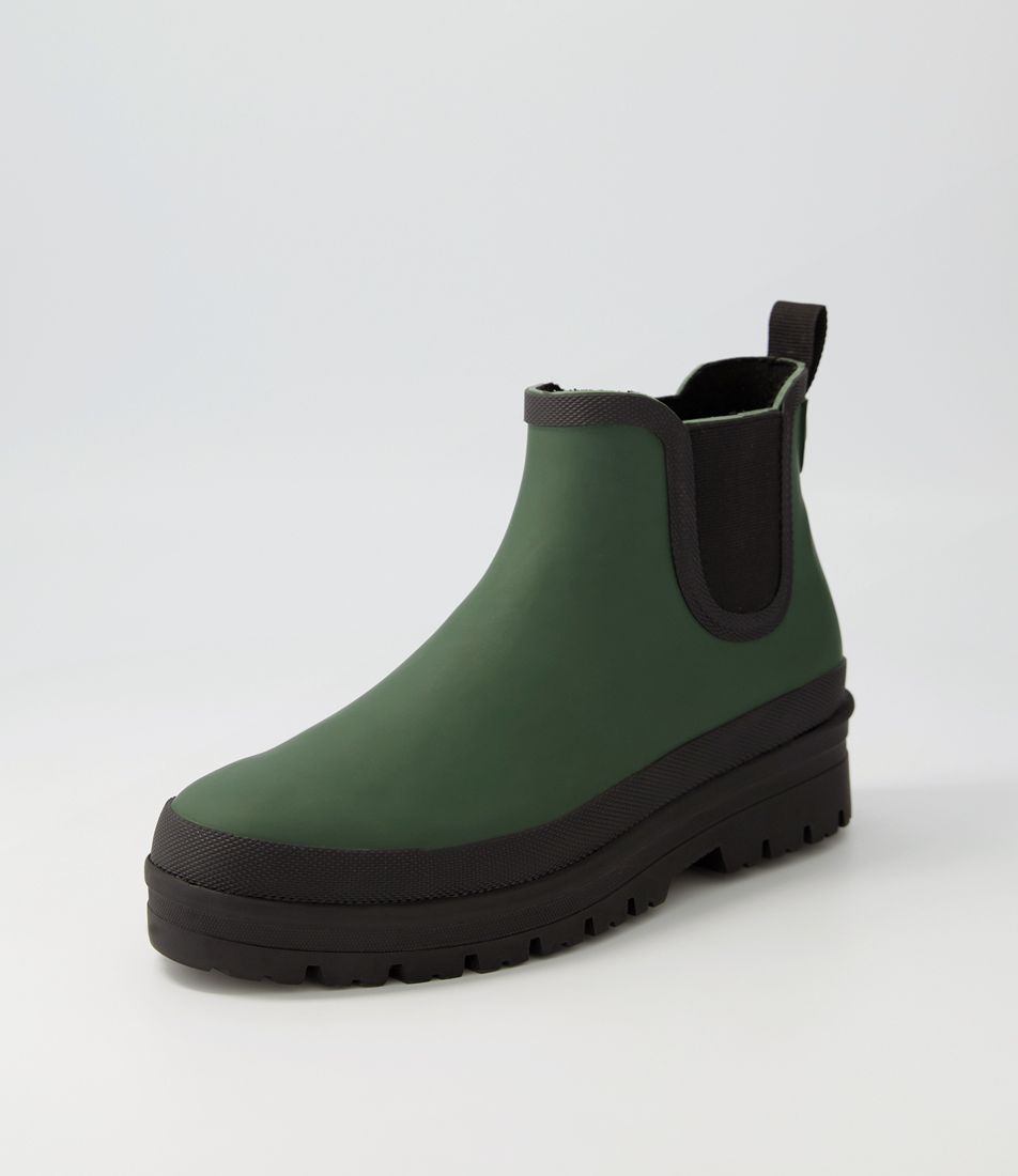 Everlane Olive Black Gumboots