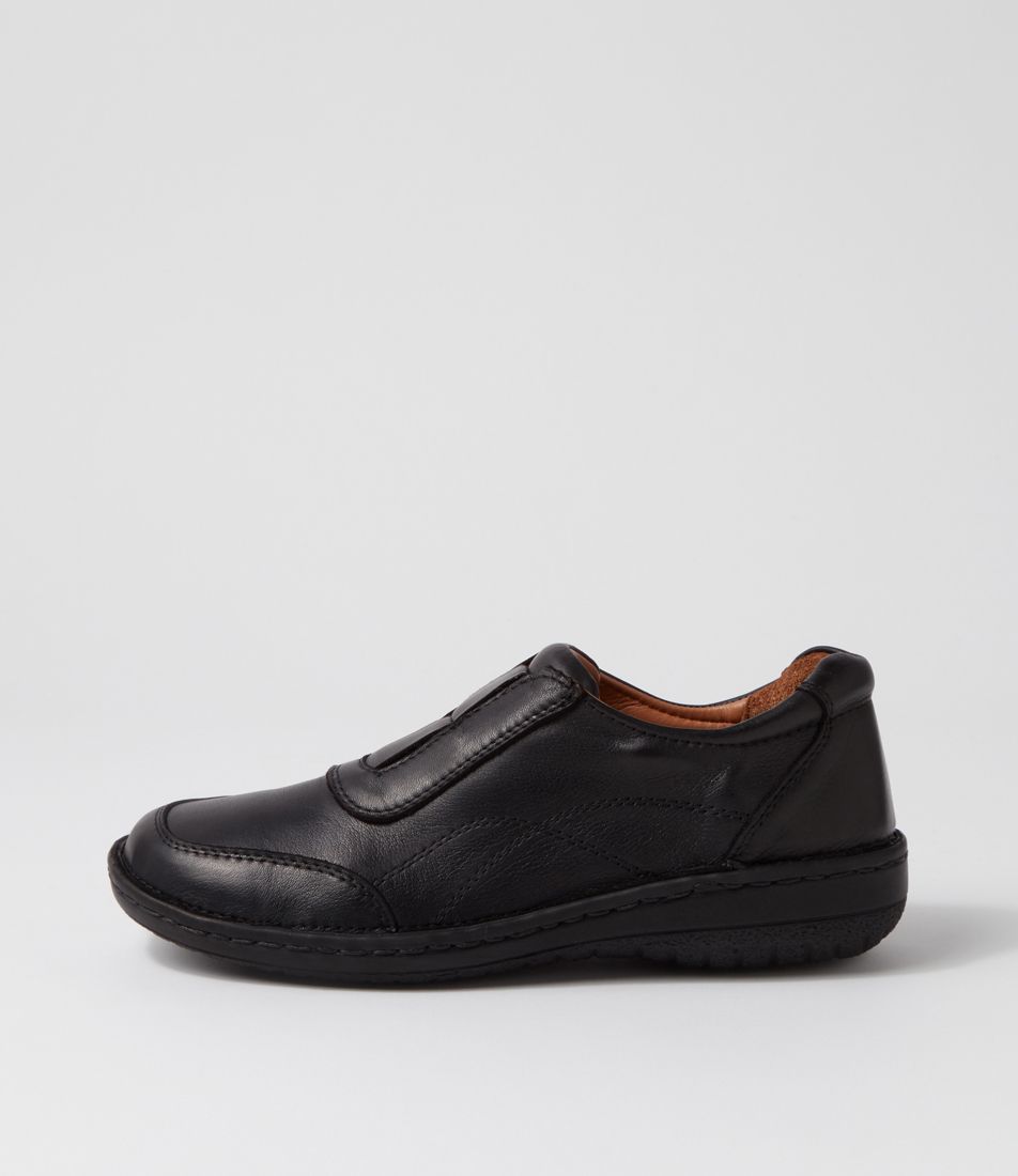 Iloka Black Leather Flat Shoes