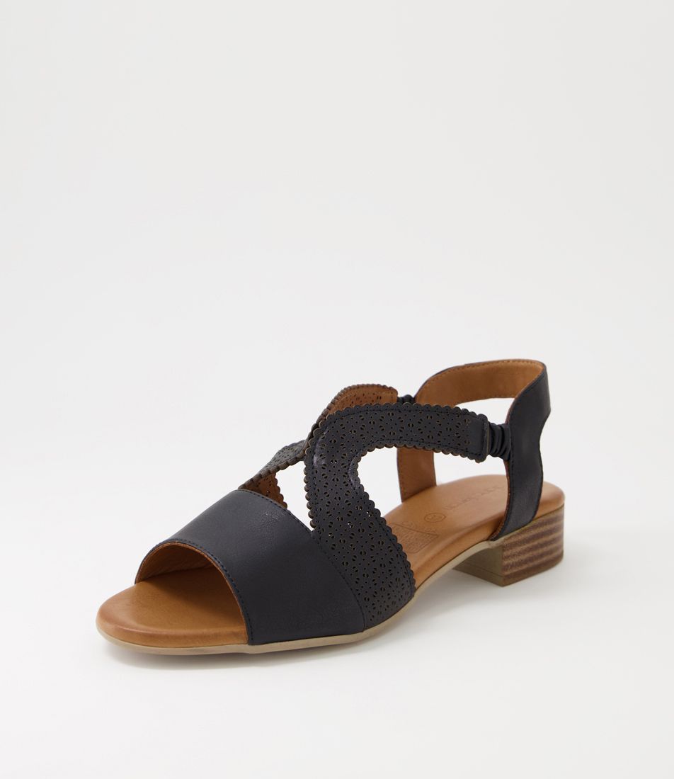 Canada Black Leather Sandals