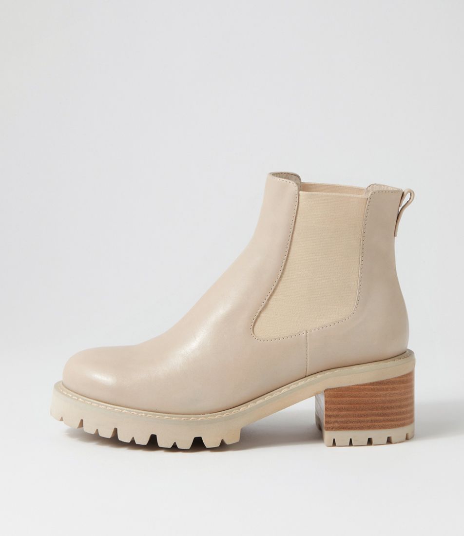 Jesiy Almond Leather Elastic Chelsea Boots