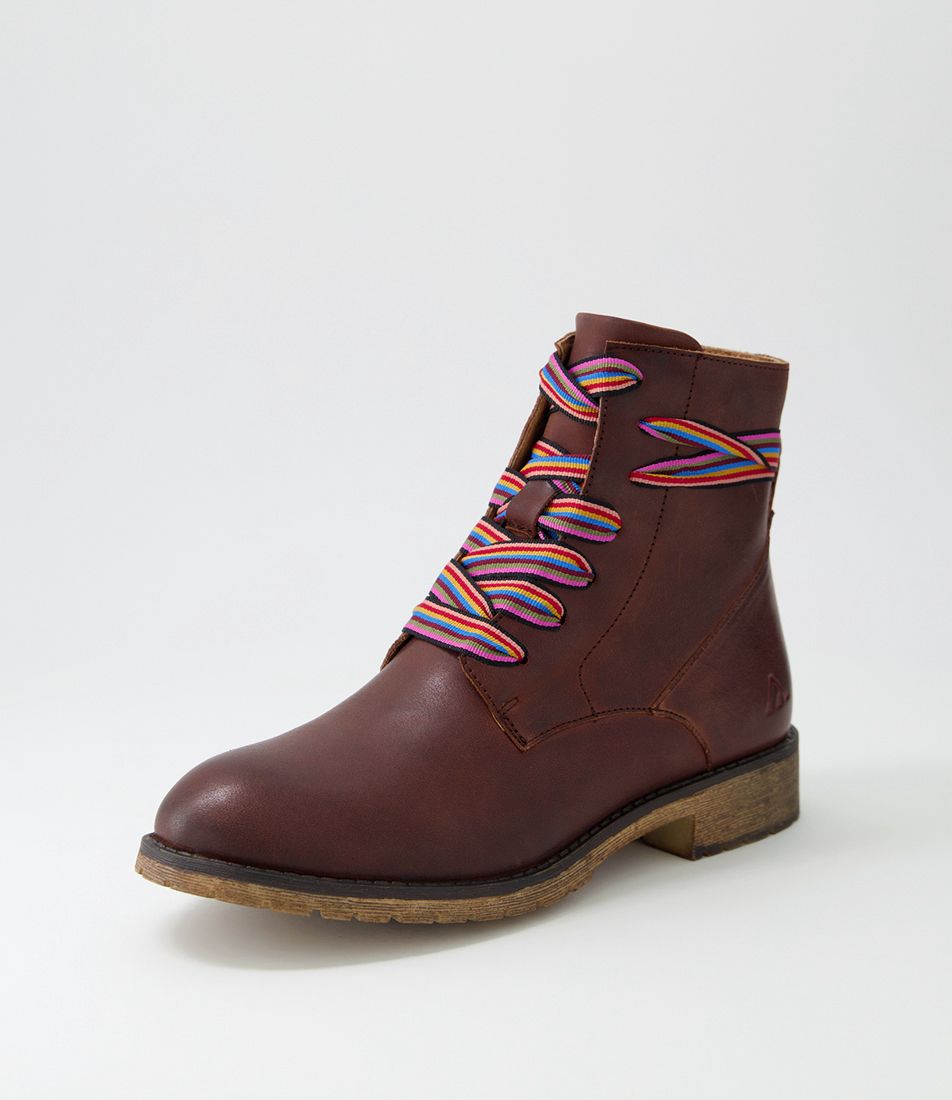 Karaja Mid Brown Leather Ankle Boots