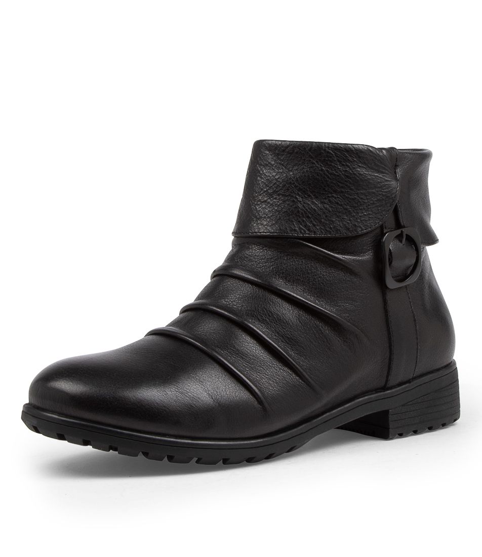 Ellins Black Leather Ankle Boots BH