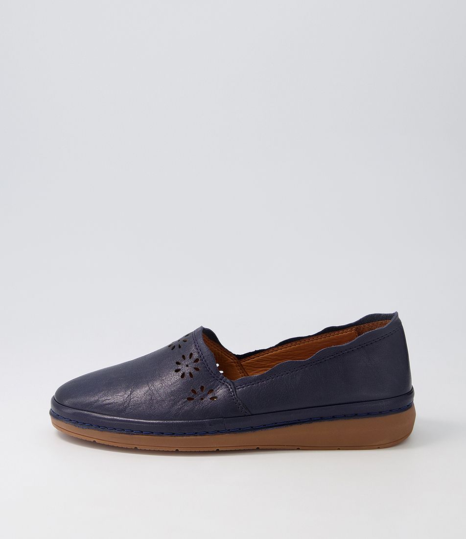 Marylee Navy Leather Flat Shoes