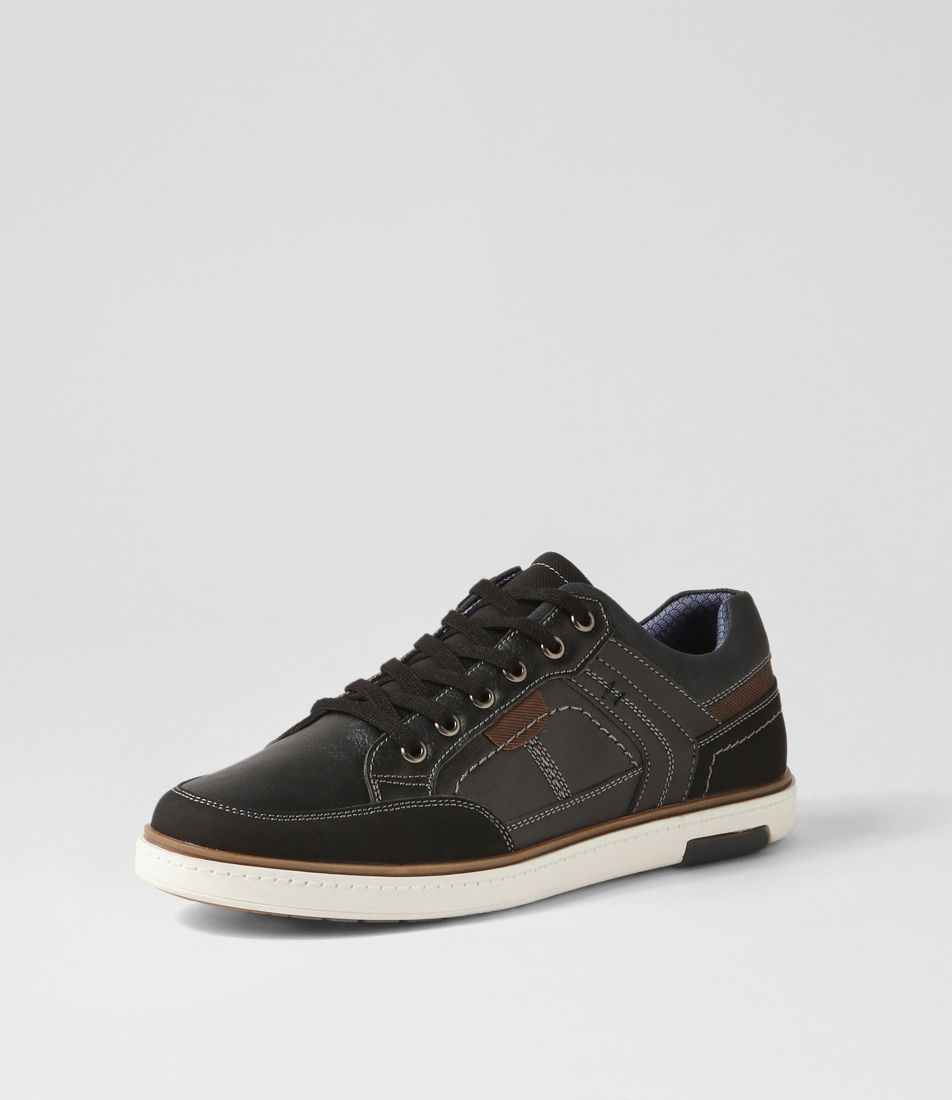 Elliot Black Sneakers