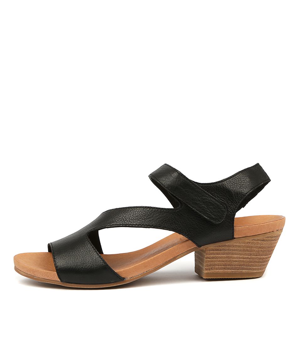 COMEDY BLACK LEATHER