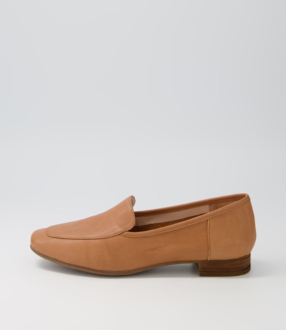 Temimie Dark Tan Leather Flat Shoes