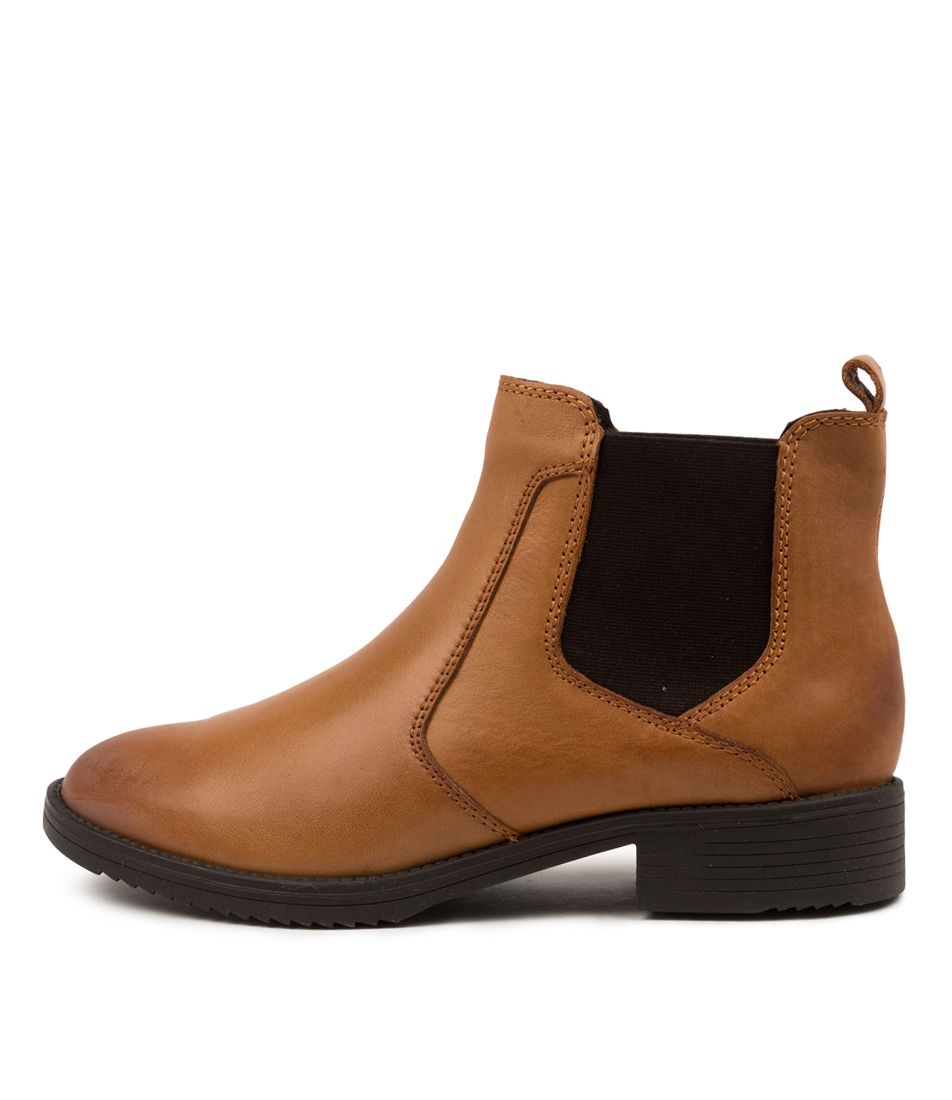 QUAKE NEW TAN LEATHER