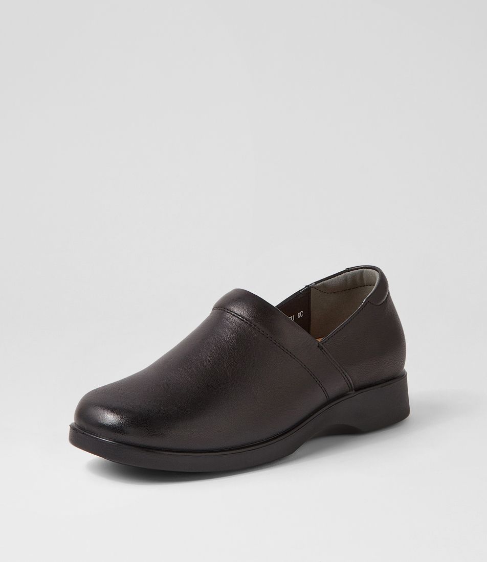 Neigh Black Leather Flat Shoes