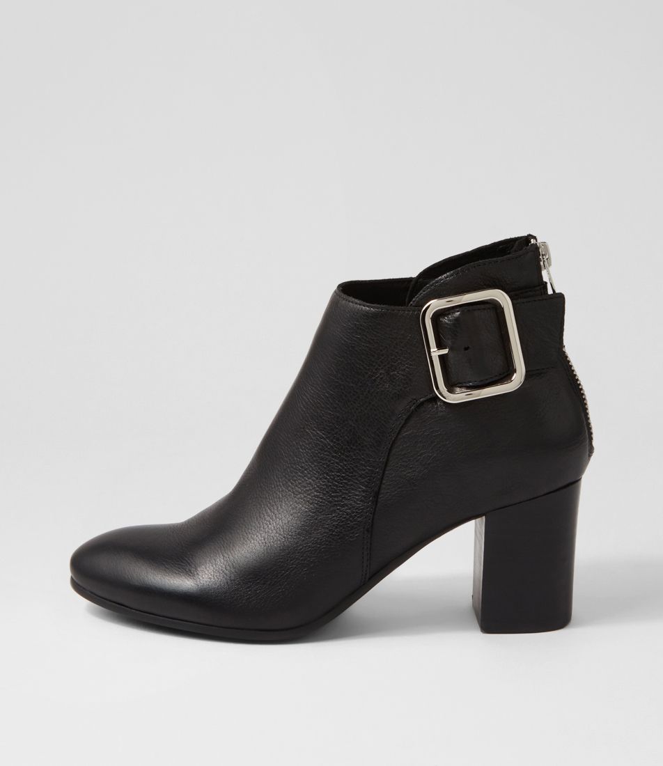 Umost Black Leather Ankle Boots