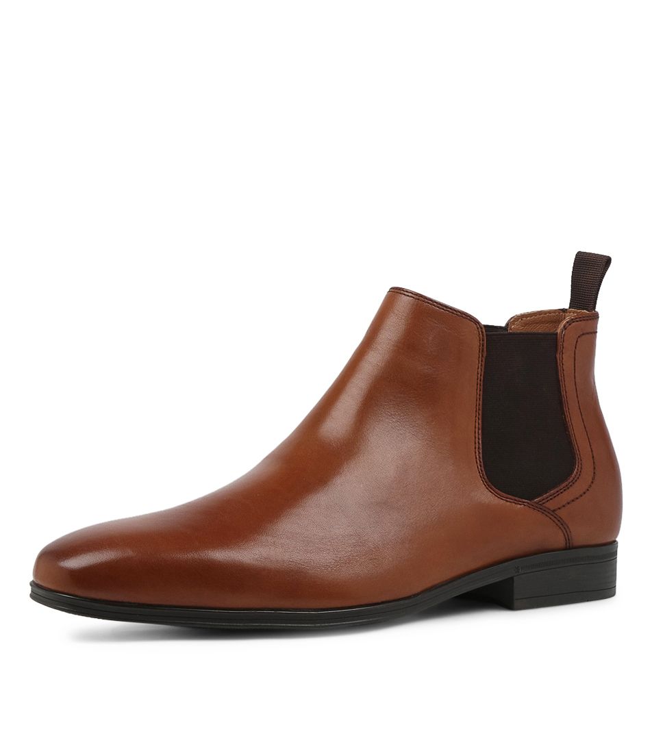 Alpha Cognac Leather Chelsea Boots