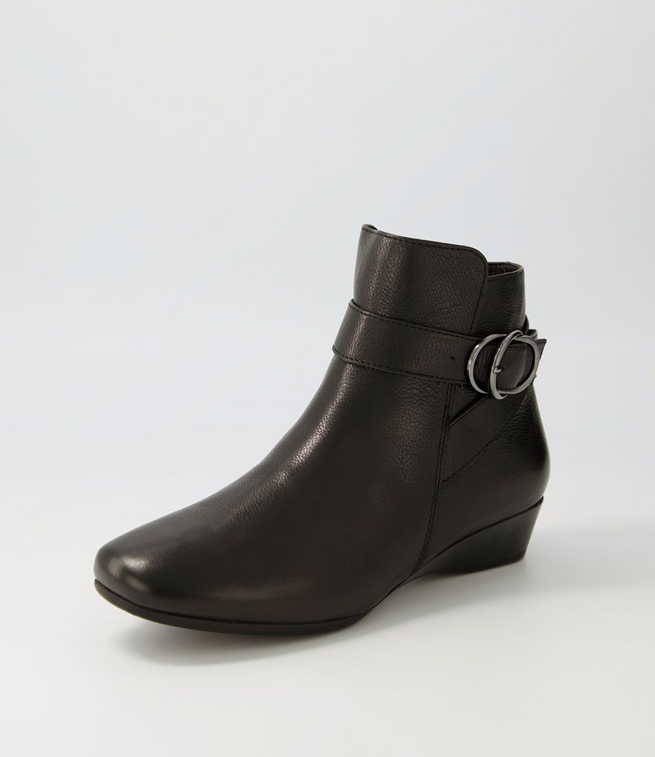 Rachii Black Leather Ankle Boots