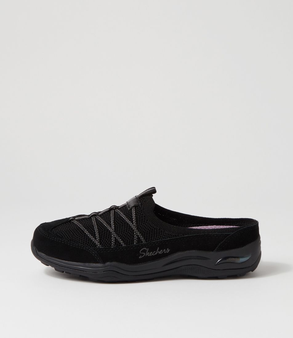 Arch Fit Commute Black Leather Sneakers