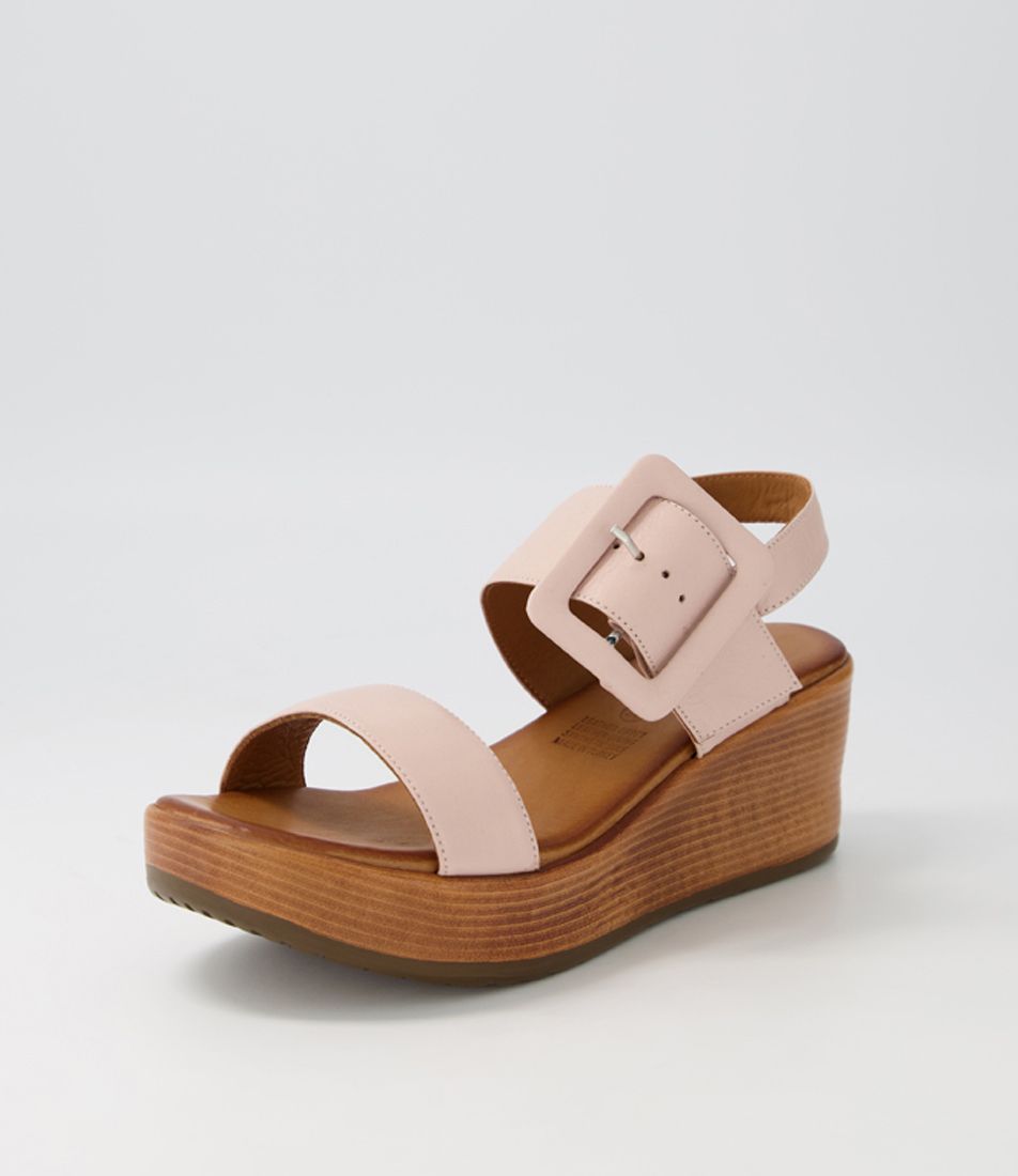 Cruiza Nude Leather Sandals