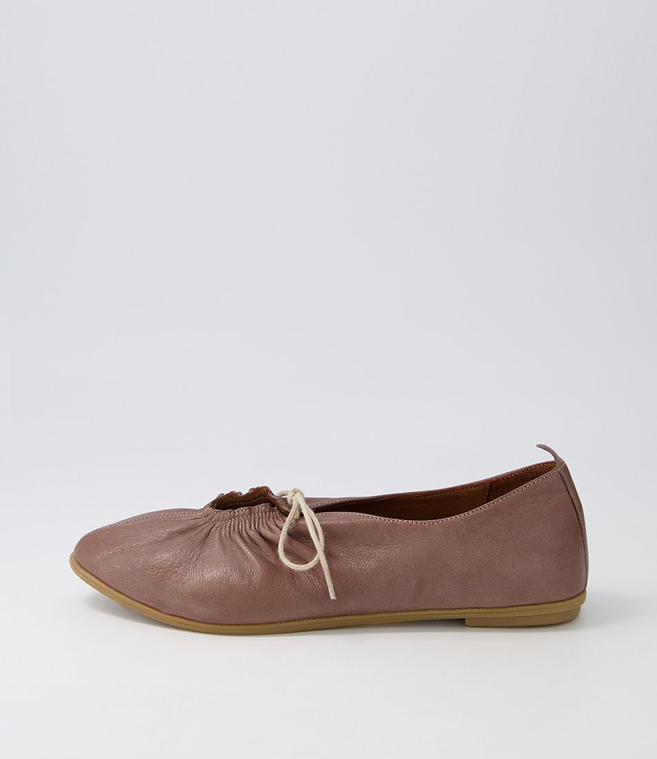 Levea Taupe Leather Flat Shoes