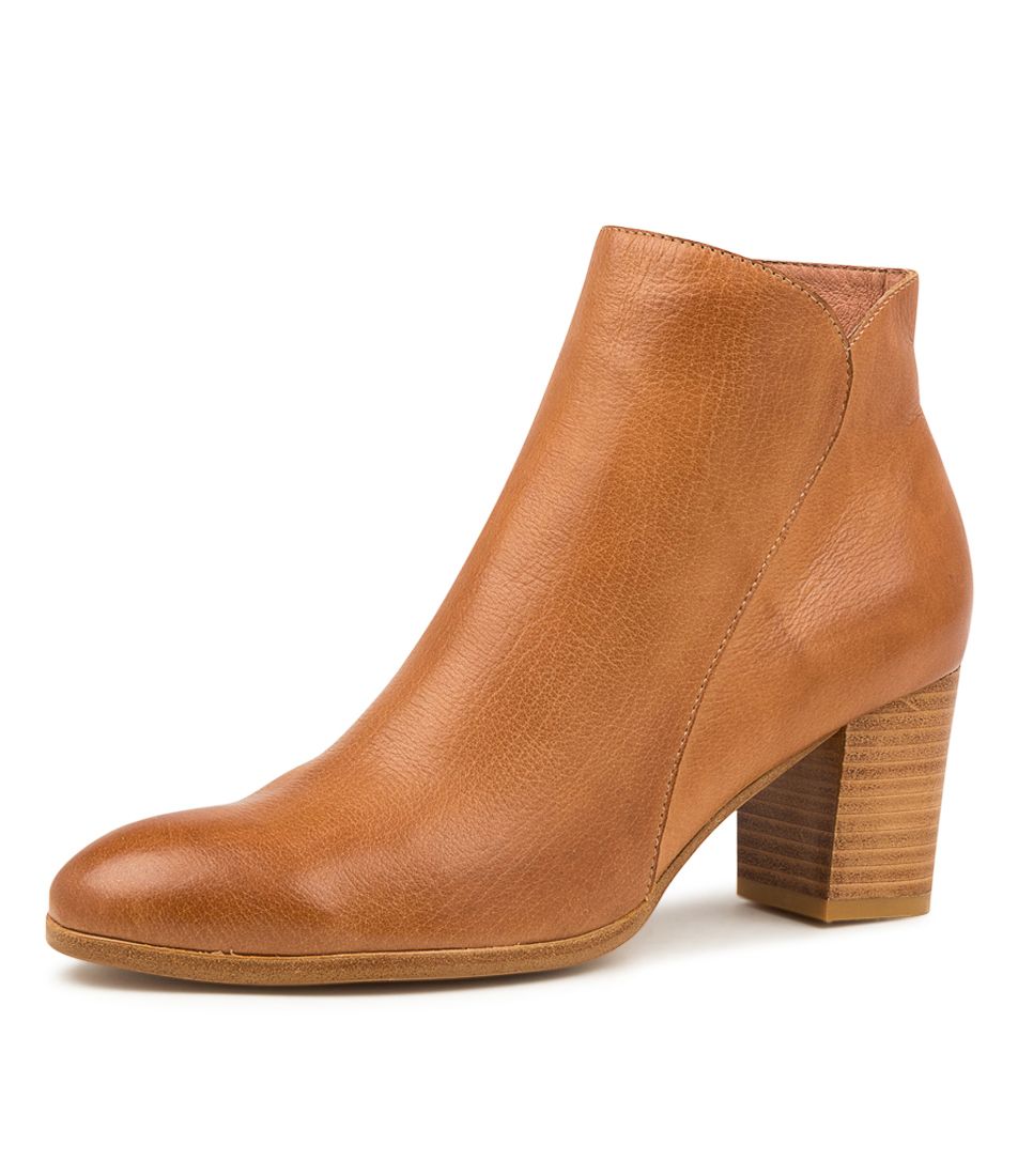 Diarna Dark Tan Leather Ankle Boots NH