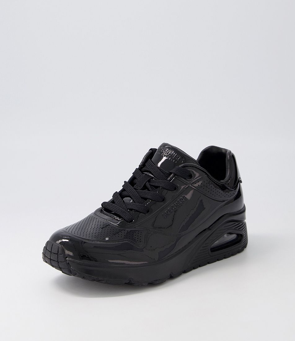 Uno Black Patent Leather Sneakers