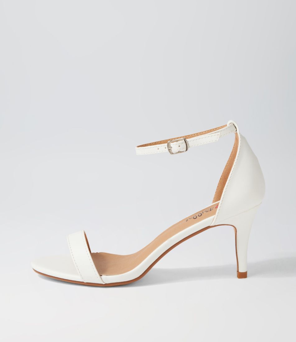 Change White Sandals