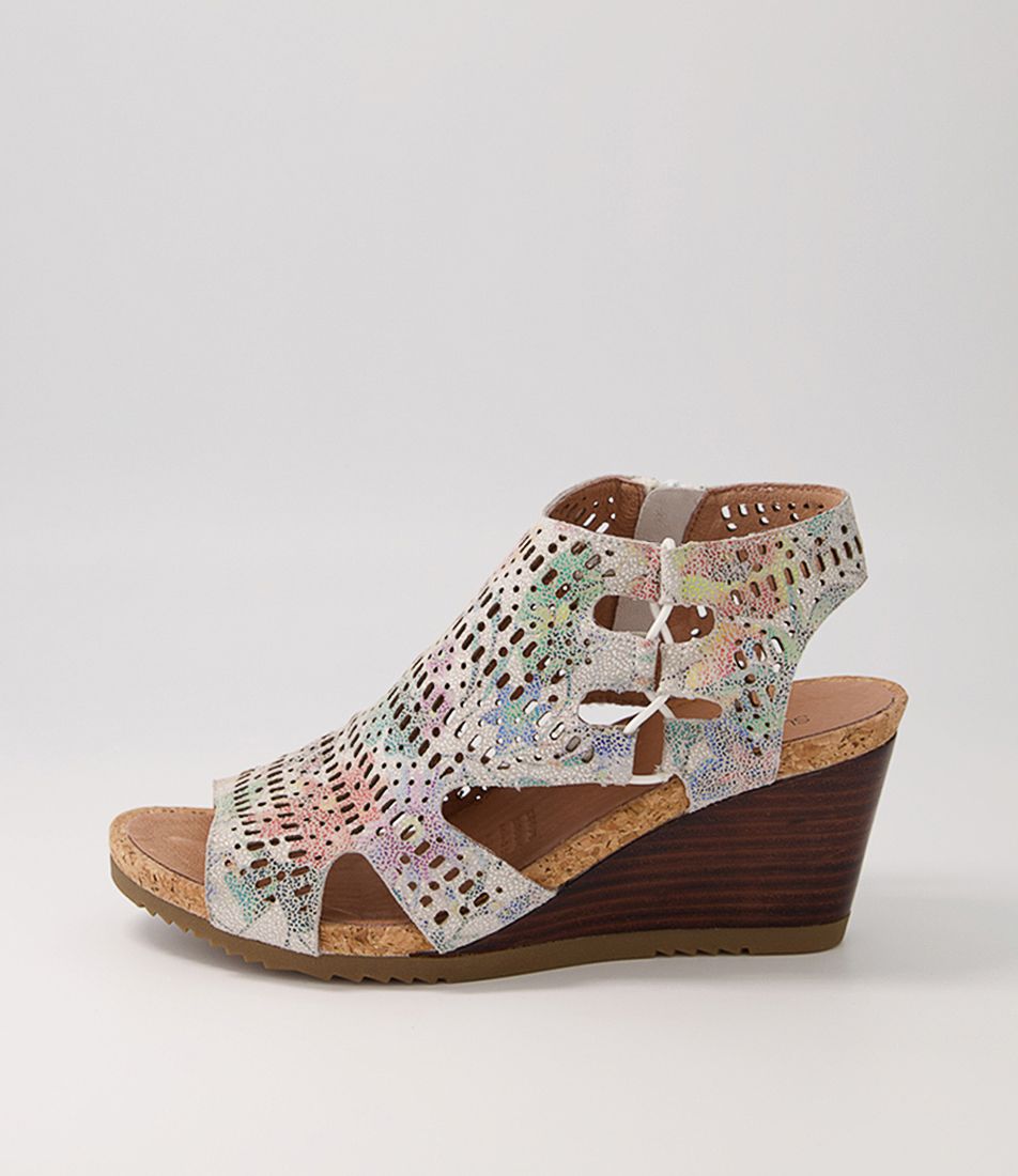 Alishis Mint Floral Leather Sandals