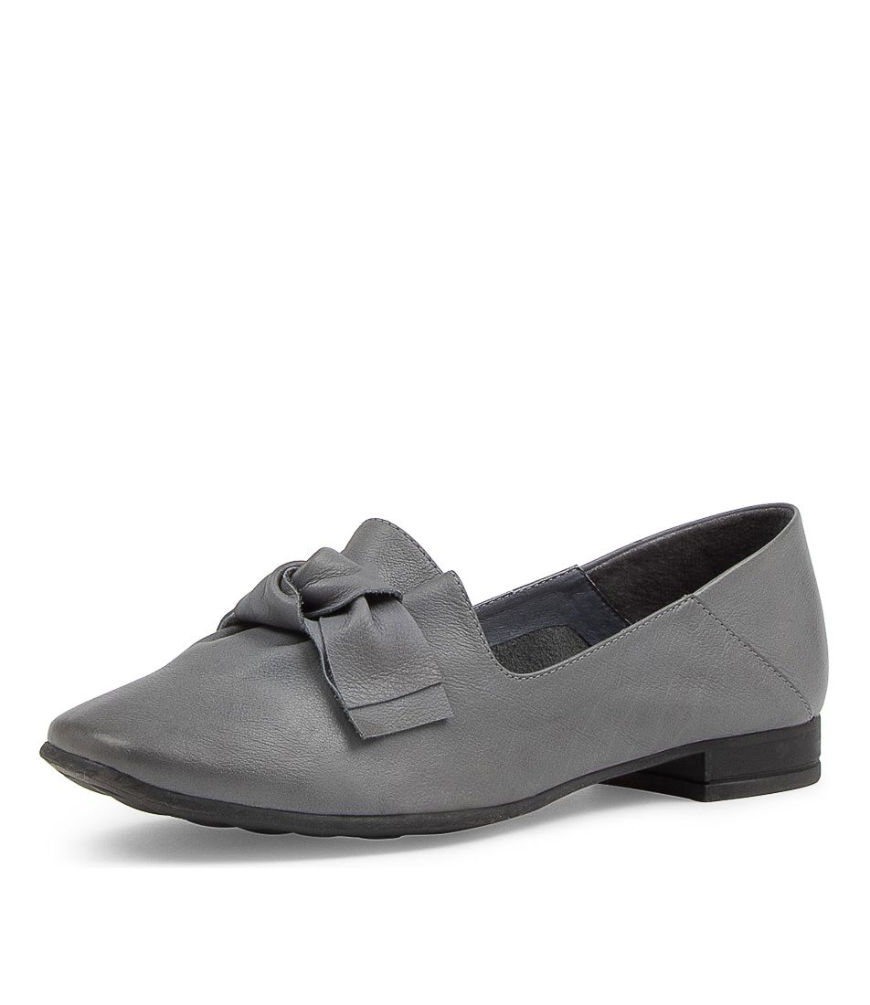 Tarry Charcoal Leather Loafers