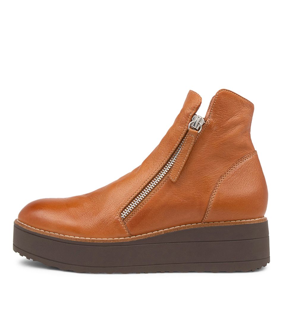 Nene Tan Leather Ankle Boots CS