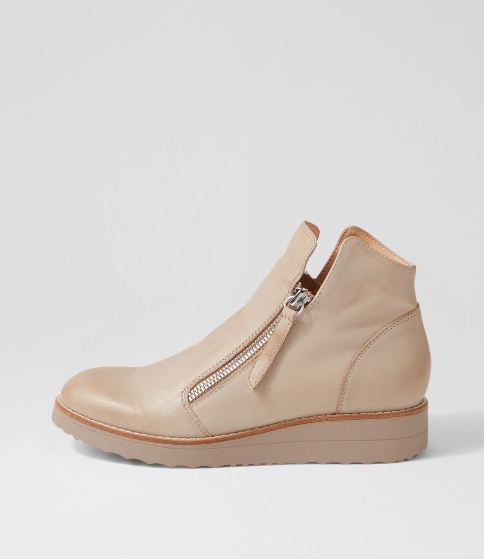 Ohmy Smoke Leather Ankle Boots