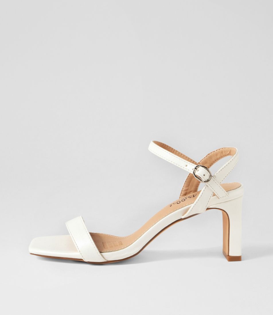 Baskiee White? Sandals