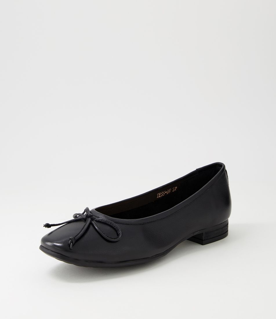 Tess Black Leather Flat Shoes
