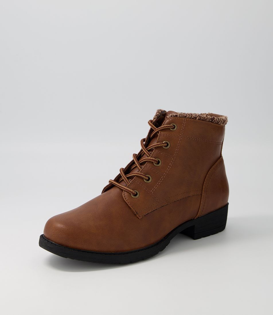 Camber Tan Ankle Boots
