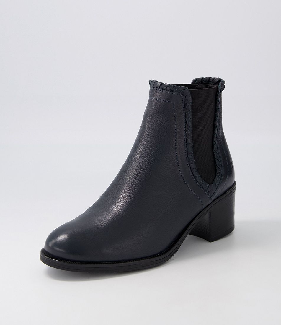 Cornal Navy Leather Chelsea Boots