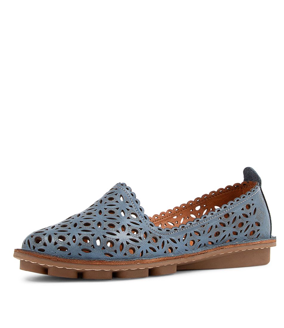 Lyyon Blue Leather Lace Up Flats