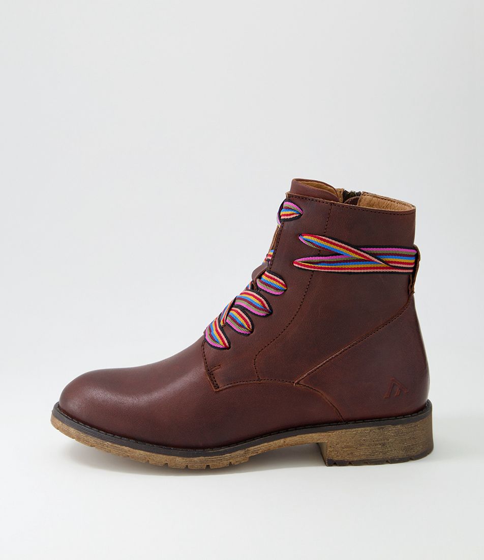 Karaja Mid Brown Leather Ankle Boots